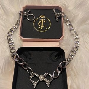 Juicy Couture silver chain & bow necklace